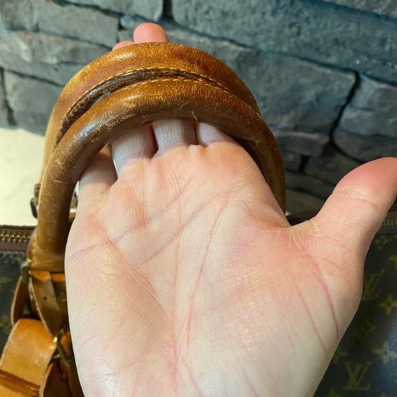 Vintage Louis Vuitton Keepall 55 - Picture 4 of 16